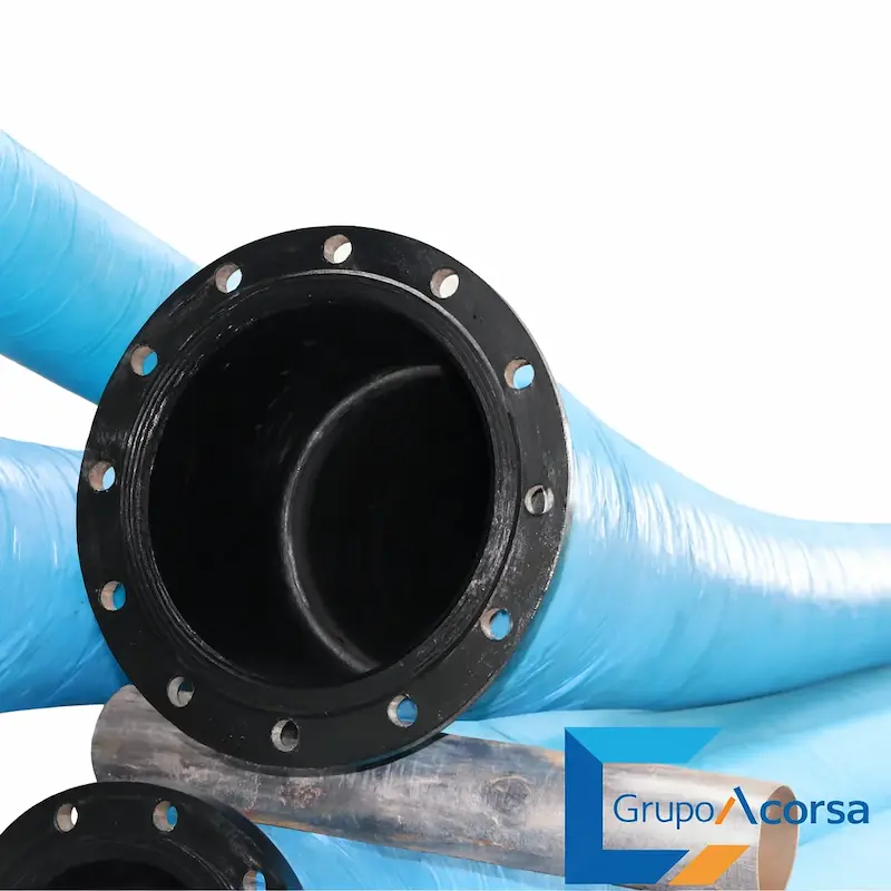 Manguera para succión y descarga de relaves con brida industrial utilizada en minería