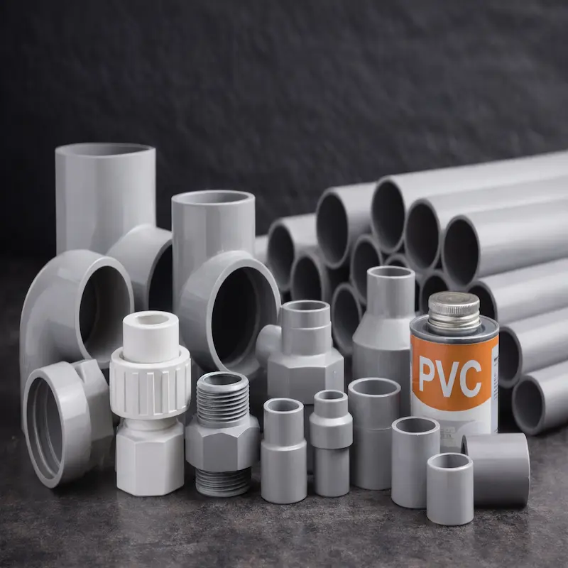 Conexiones de PVC para tuberías de agua y sistemas hidráulicos industriales en Perú
