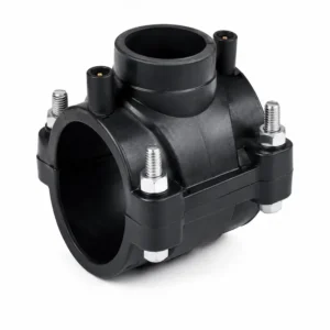 Abrazadera HDPE SDR11 PE100 PN16 de electrofusión con cuerpo negro reforzado y pernos metálicos para derivaciones seguras en tuberías hidráulicas de alta presión.