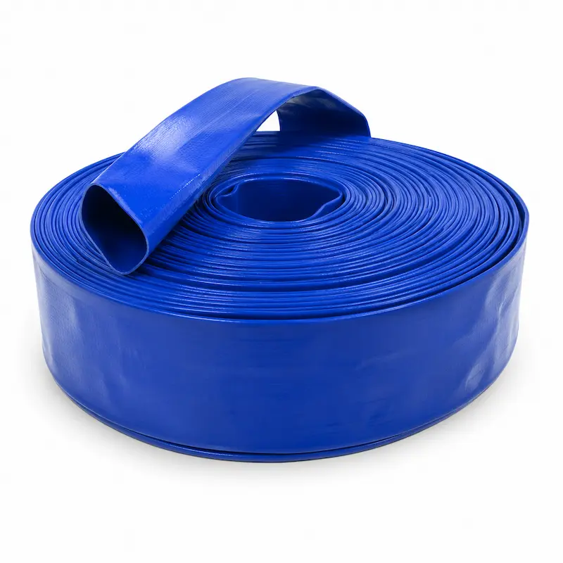 Manguera PVC tipo bombero azul para trabajo liviano, ideal para descarga de agua, riego agrícola, construcción y aplicaciones industriales de baja presión.