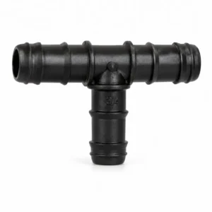 Tee simple dentada de polietileno para sistemas de riego por goteo y microirrigación, diseñada para realizar derivaciones seguras en mangueras y tuberías flexibles, ofreciendo un ajuste firme, excelente hermeticidad y alta resistencia para aplicaciones agrícolas e industriales.